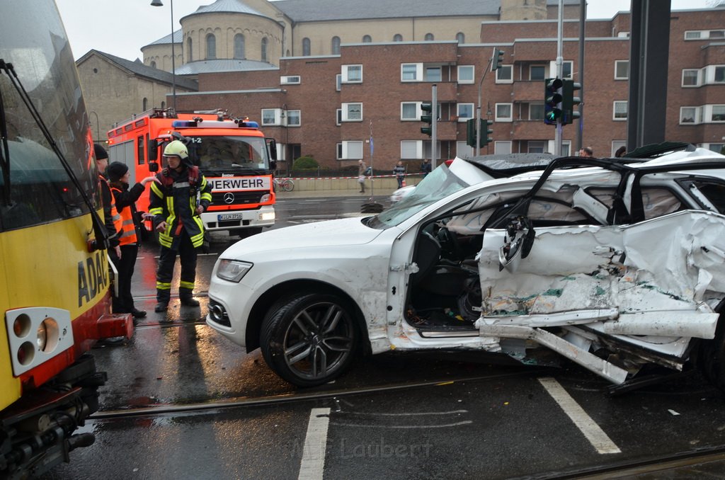 VU PKW Strab Koeln Mitte Pipinenstr Kleine Sandkaule P80.JPG - Miklos Laubert